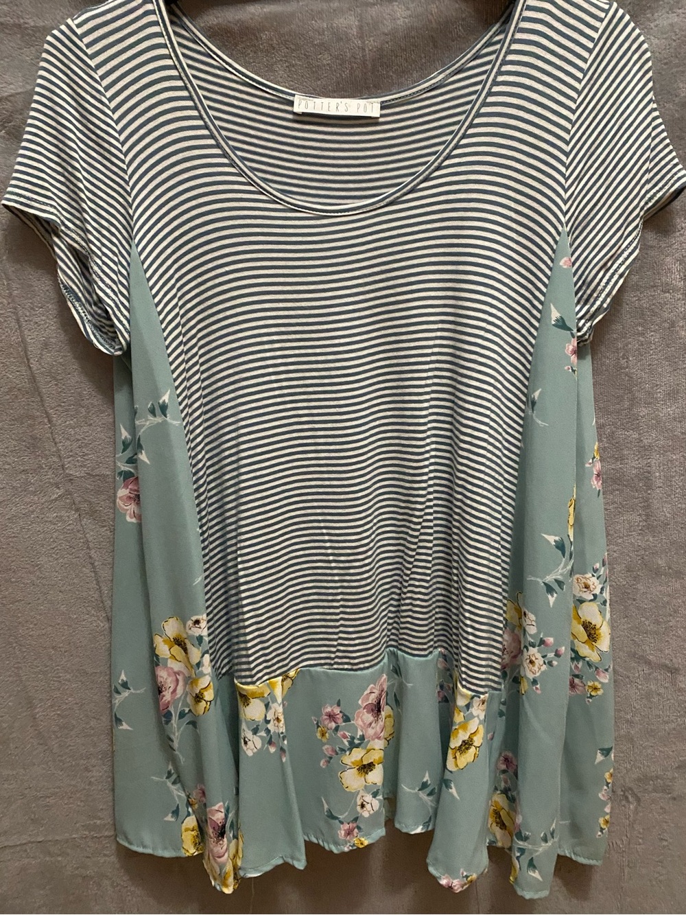 Potter's Pot Sage Stripe & Floral Scoop-Neck Tunic Top